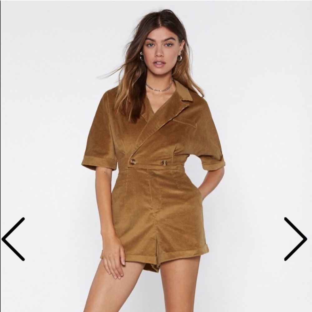 🔥FLASH SALE🔥Nasty Gal corduroy romper